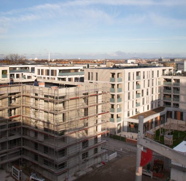 16047-s-rosenstein-iv-blick-auf-haus1-rosensteiniii-1600x900_0-1170x658